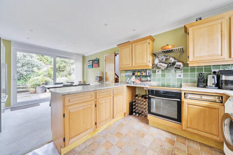 1303470-4-68401c9...