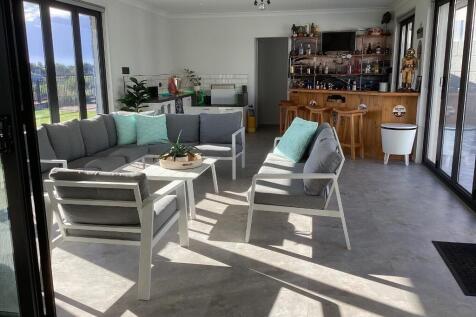 Entertainment Area