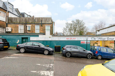 Cressida Road 44C...