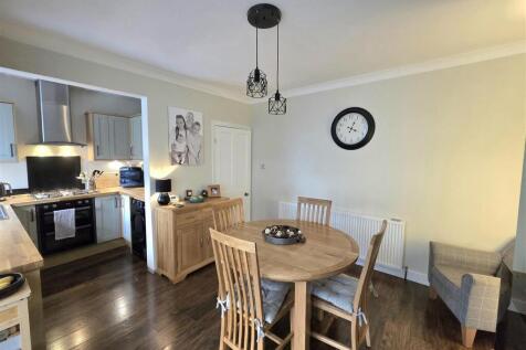 Kitchen diner