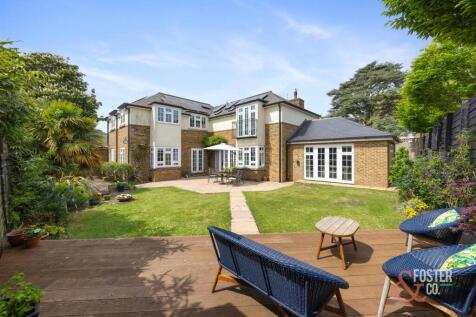 The Droveway, 22A-036 (1).jpg