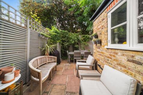 Courtyard Garden