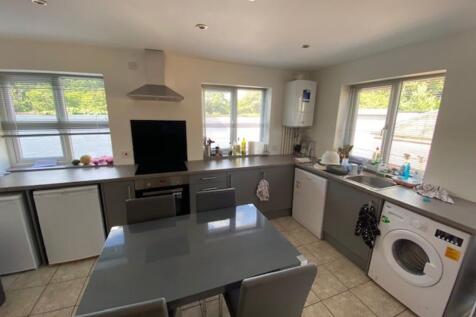 St. Marks Avenue, Cardiff, CF14 photo 5