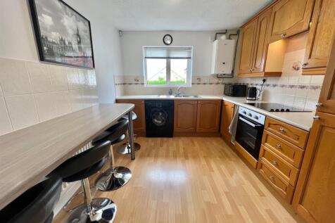 Bramleys Estate Agents - Badget Hill - Rastrick (1