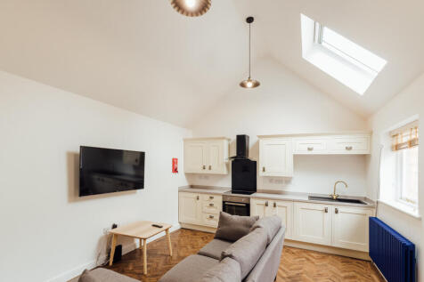 1-bed house on Forest Road, Loughborough, £932/mo