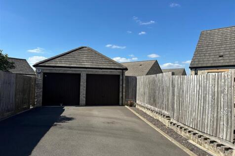 Garage &amp; Parking