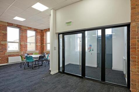 Office to rent Image 7