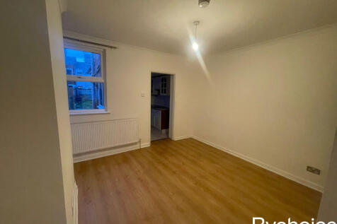 0e4b249a-6052-4ca6-b527-3f8ee3a2db0b