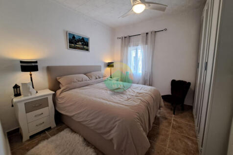 4 Bedroom Terraced For Sale-PAR17-13