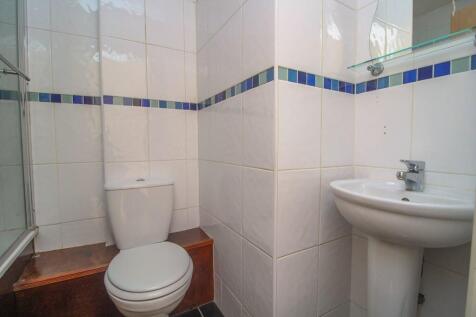 Mackintosh Place, Roath, Cardiff photo 3