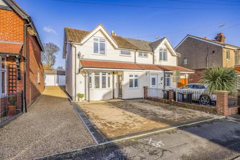 28 Silvester Road, Cowplain-PorticoMarketing-SoldB