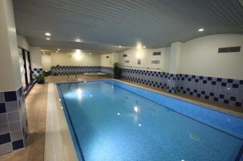 Cayenne Court pool