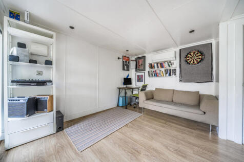 1358844-15-68d483...