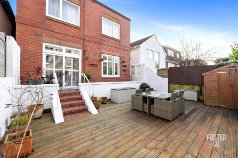 Montefiore Road, 32-003.jpg