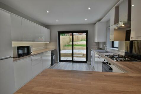 4-bed terraced on Cobden View Road, Sheffield, S10, £516/mo