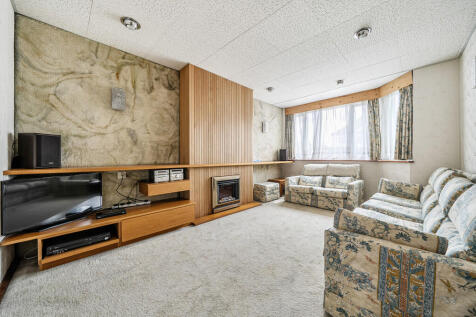 LOUNGE1