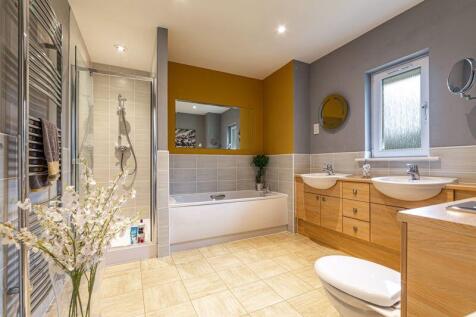 Ensuite Bathroom