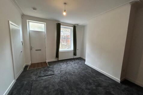 Pembroke Street, Bradford, West Yorkshire, BD5 photo 4
