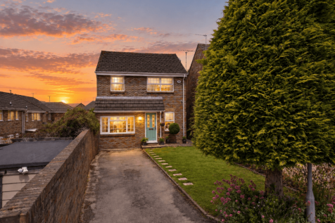 Hunters Close, Tring