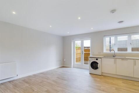 Wratten Road East, Hitchin photo 3