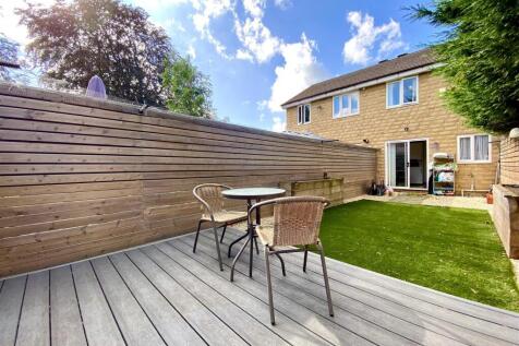 BACK GARDEN.jpg