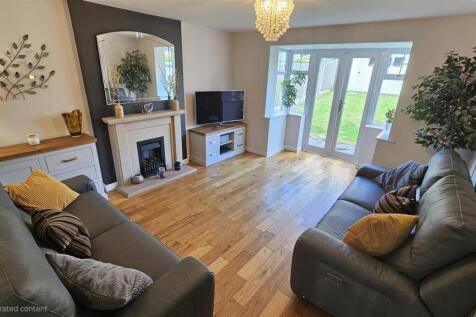 Kestrel Drive, Bingham photo 3