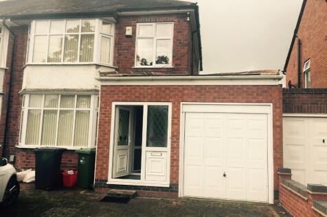 4-bed semi-detached on Radford Road, Leamington Spa, Warwickshire, CV31, £1,995/mo