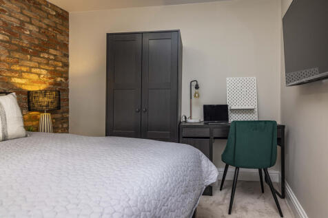 157HighStreet-70 2.jpg