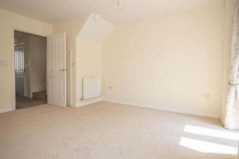 22 Symphony Road, Cheltenham, GL51 6GJ photo 3