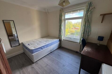 bedroom FFR