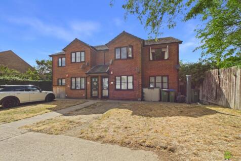 Presented by Clinton at EweMove Bexleyheath and Da