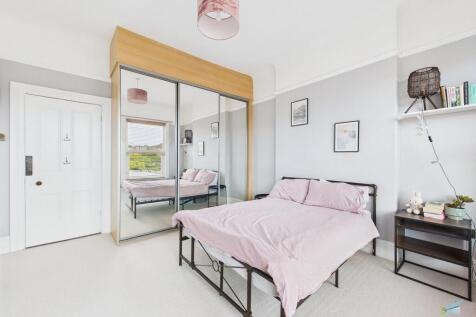 CAM03111G0-PR0330...