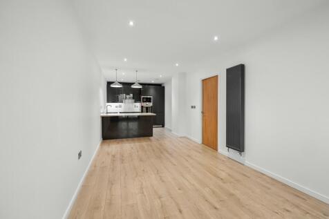 30 Peirson House, 175 Notte Street, Plymouth, PL1 2BT photo 4