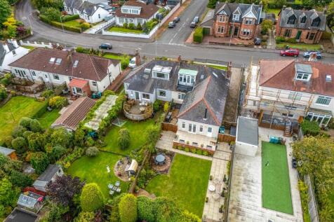 33 - Rear Garden.jpg