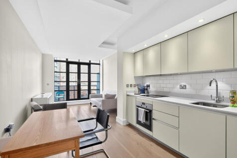 Kitchen/Reception