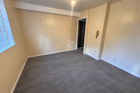 Witham Court, Thant Close, Leyton, Waltham Forest photo 3
