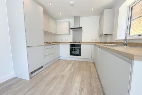 Farmstead Close, Luton, LU4 photo 2