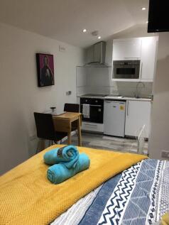 chatsworth-road-nw2-4bl-1061878