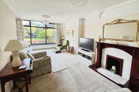 Main lounge