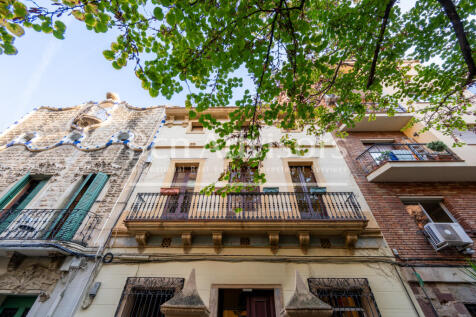Codiciada-casa-a-reformar-con-terrazas-en-el-ex...