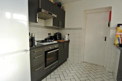 BT Kitchen.JPG
