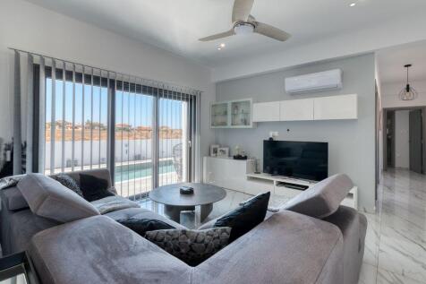 Lounge Example