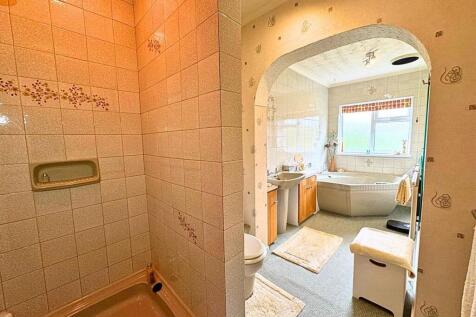 PHOTO-2025-10-21-14-04-12 9.jpg