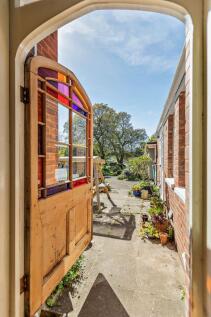 16 Marlborough Road
