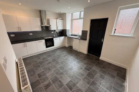 Victoria Street, Farnworth, Bolton, Greater Manchester, BL4 photo 3
