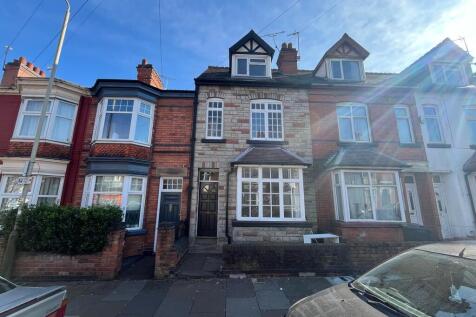 WhatsApp Image 20...