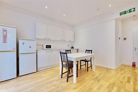 St. Marys Square, Ealing, W5 photo 3