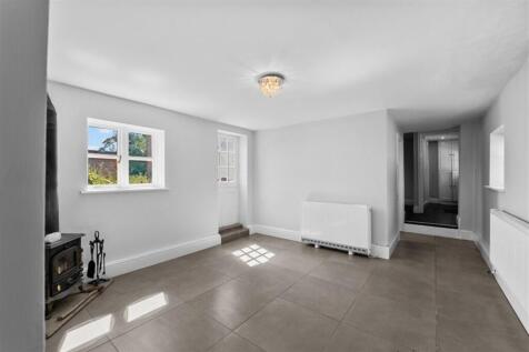 Pinley Road, Claverdon, CV35 photo 4
