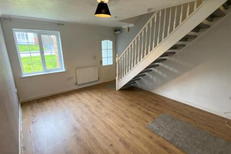 16 Fairview Park Lounge