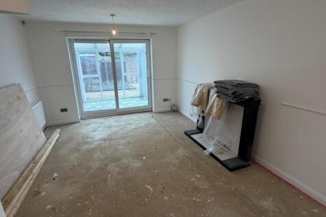 Amberwood, Ferndown photo 3